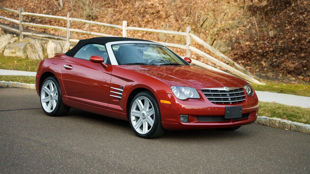 2006 Chrysler Crossfire - Image 19 of 31