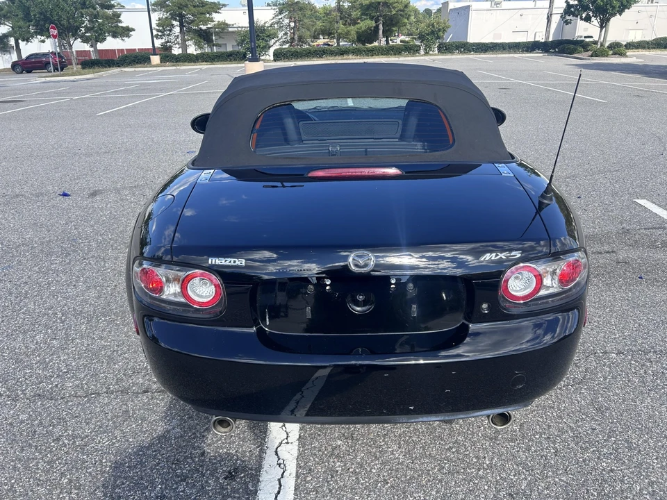 2006 Mazda NC MX-5 Miata - Image 12 of 31