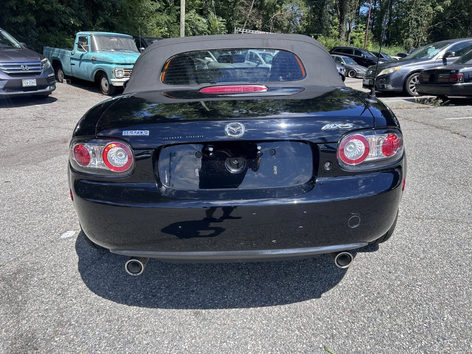2006 Mazda NC MX-5 Miata - Image 10 of 31