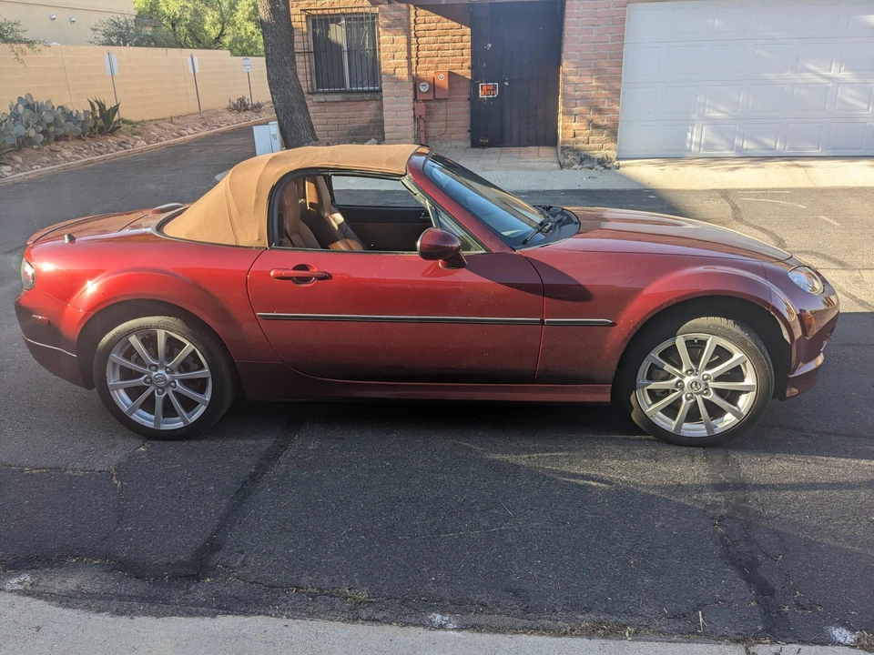 2006 Mazda NC MX-5 Miata - Image 18 of 31