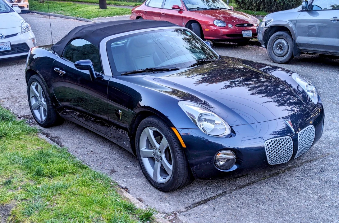 2006 Pontiac Solstice - Image 10 of 31