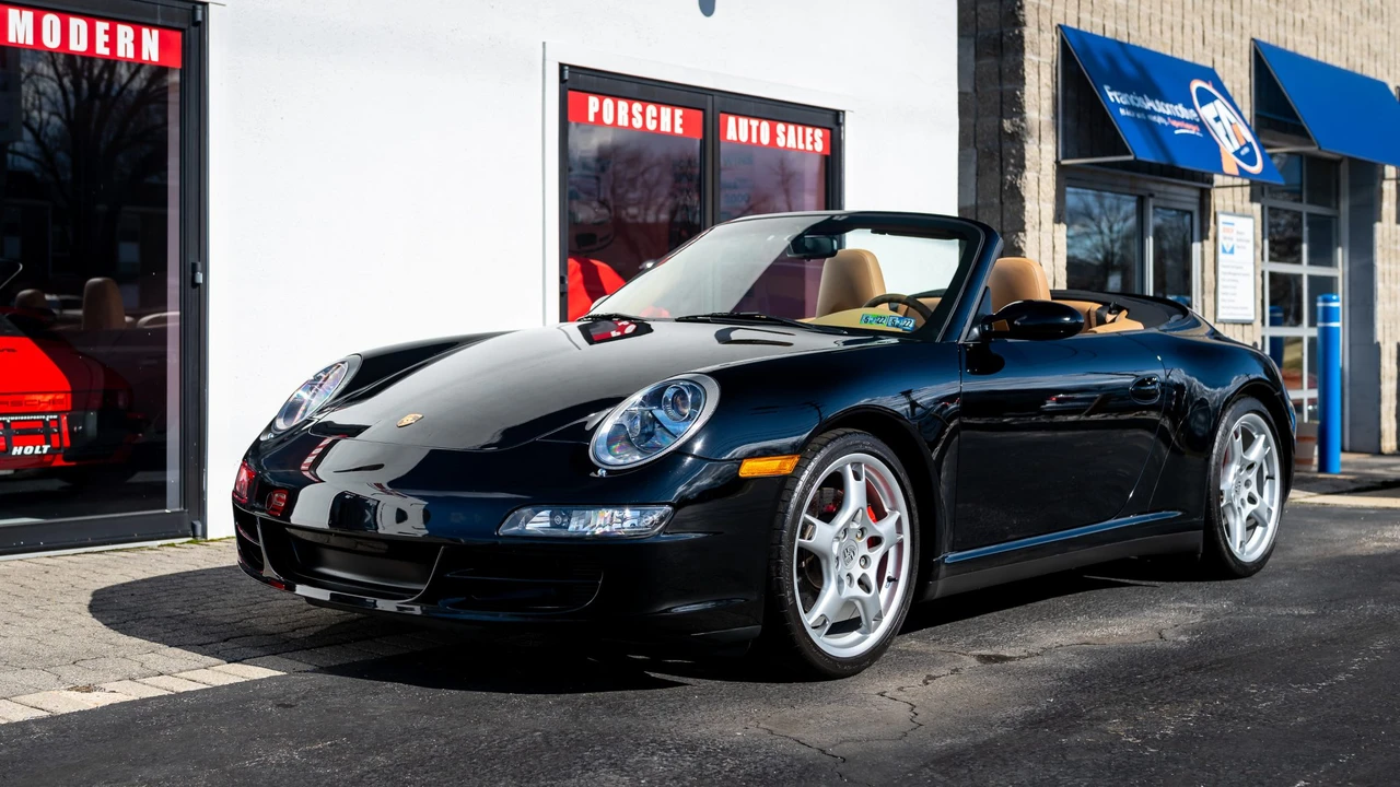 2006 Porsche 997 Carrera S - Image 2 of 31