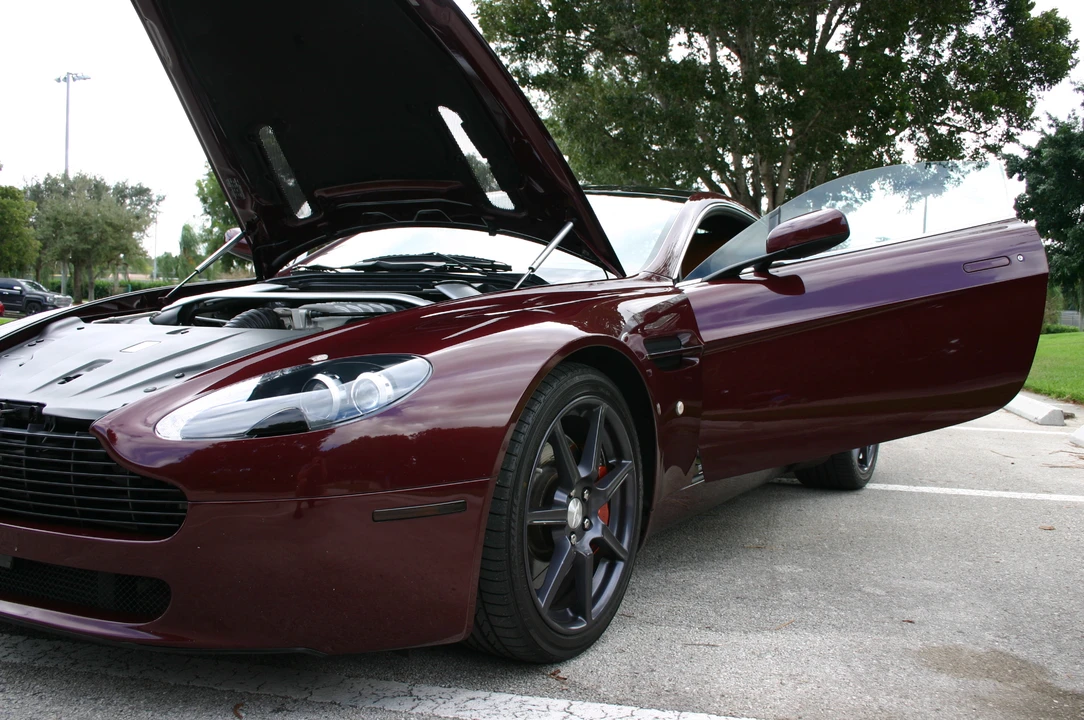 2007 Aston Martin V8 Vantage (2006-2017) - Image 27 of 31