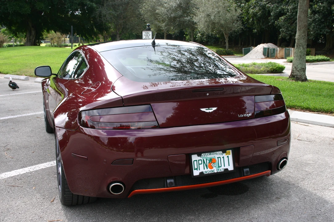 2007 Aston Martin V8 Vantage (2006-2017) - Image 9 of 31