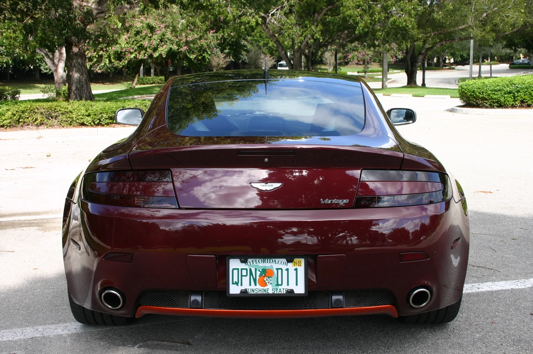 2007 Aston Martin V8 Vantage (2006-2017) - Image 10 of 31