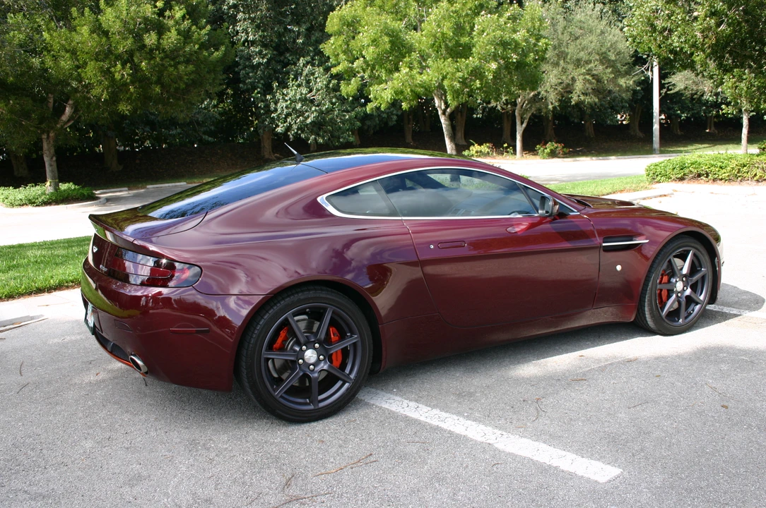 2007 Aston Martin V8 Vantage (2006-2017) - Image 13 of 31