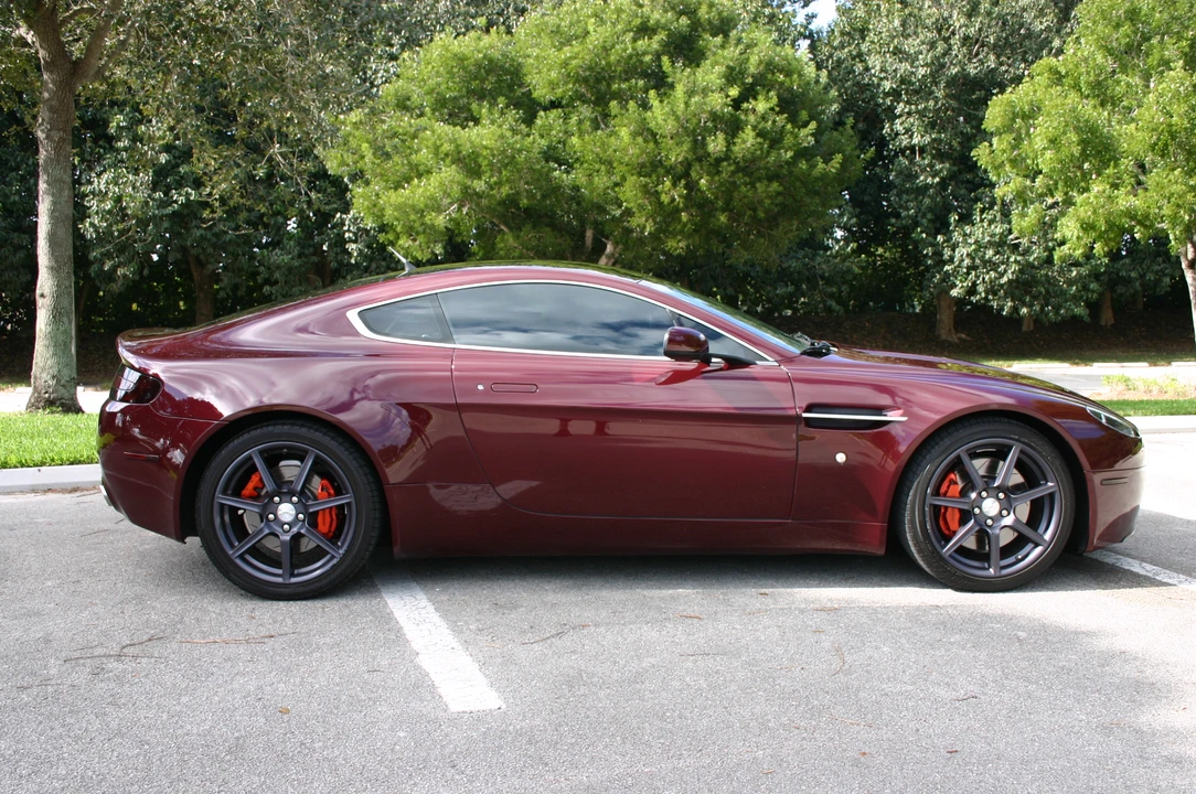 2007 Aston Martin V8 Vantage (2006-2017) - Image 14 of 31