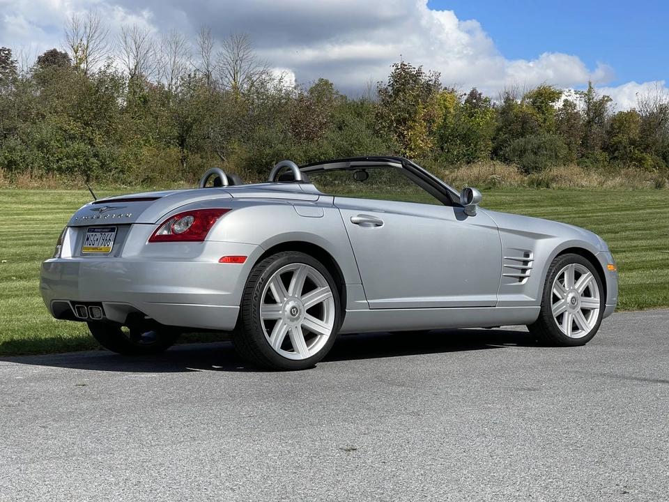 2007 Chrysler Crossfire - Image 18 of 31