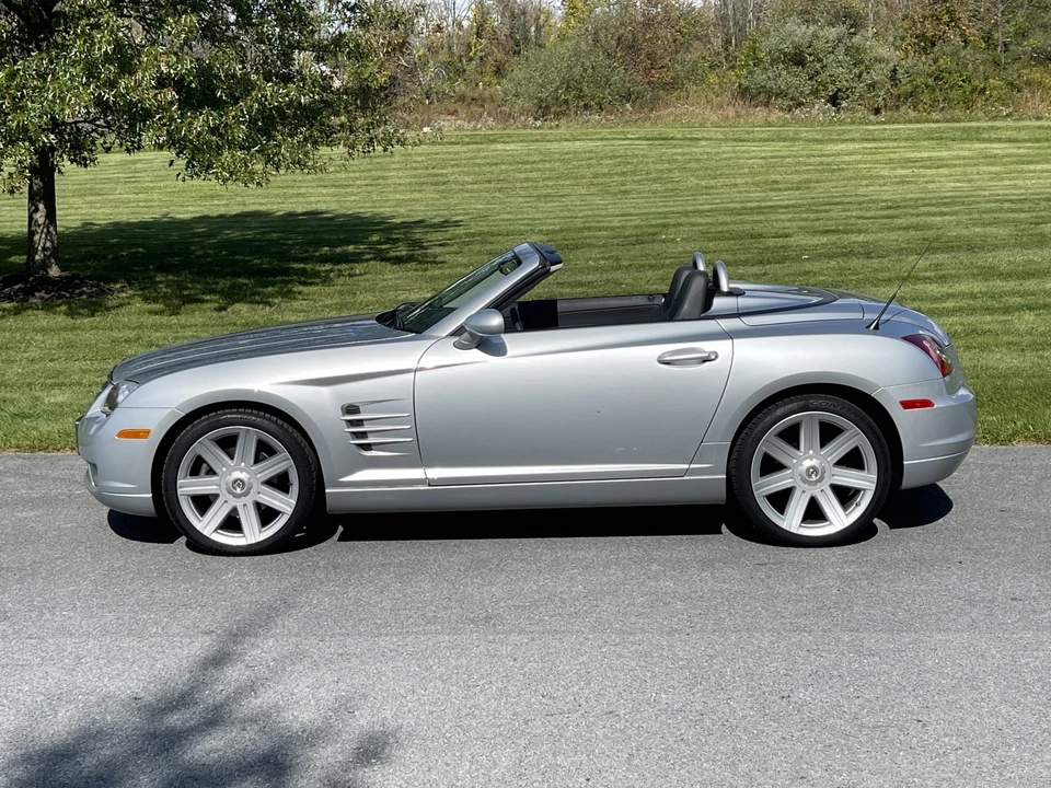 2007 Chrysler Crossfire - Image 29 of 31