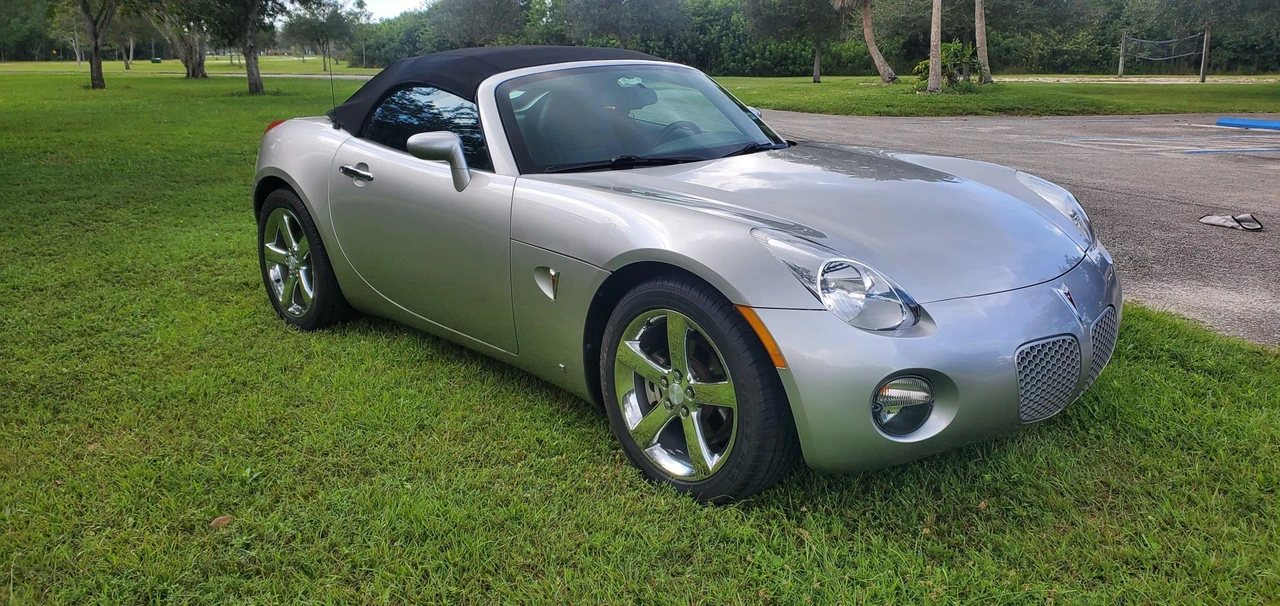 2007 Pontiac Solstice - Image 7 of 31