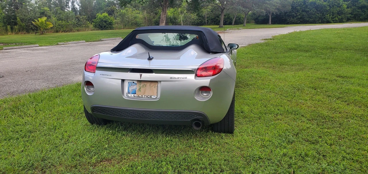 2007 Pontiac Solstice - Image 14 of 31