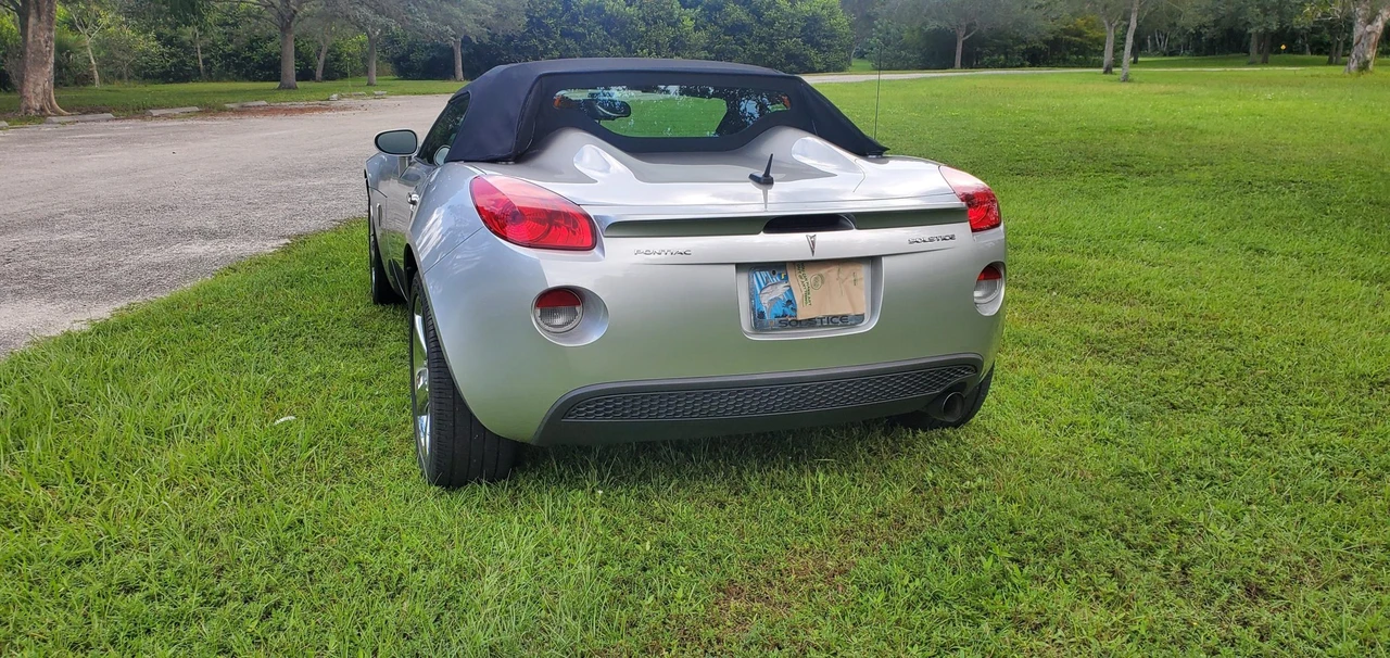 2007 Pontiac Solstice - Image 15 of 31