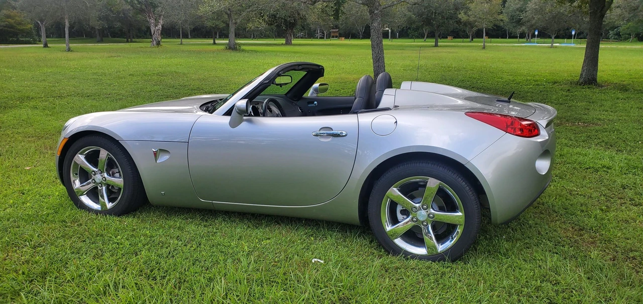 2007 Pontiac Solstice - Image 19 of 31