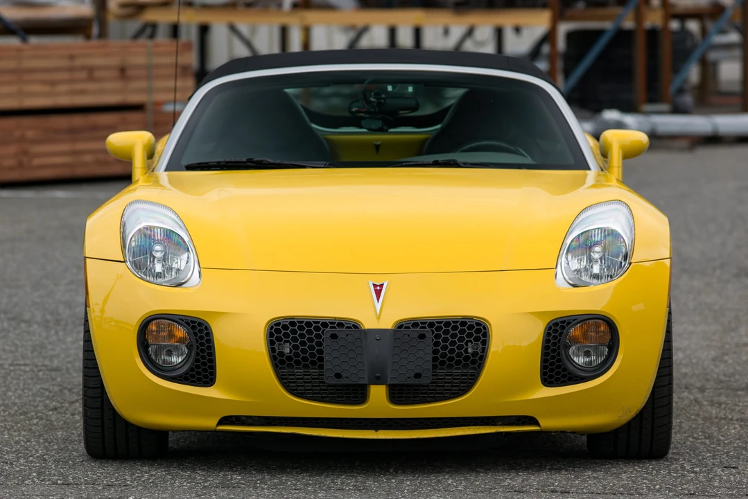2007 Pontiac Solstice GXP - Image 16 of 31