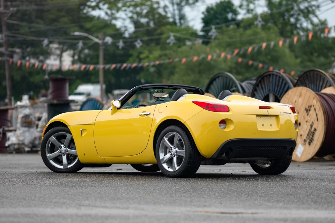 2007 Pontiac Solstice GXP - Image 9 of 31