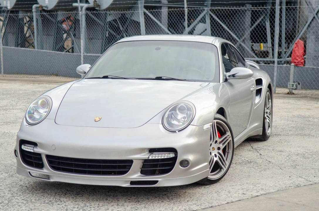 2007 Porsche 997 Turbo - Image 9 of 31