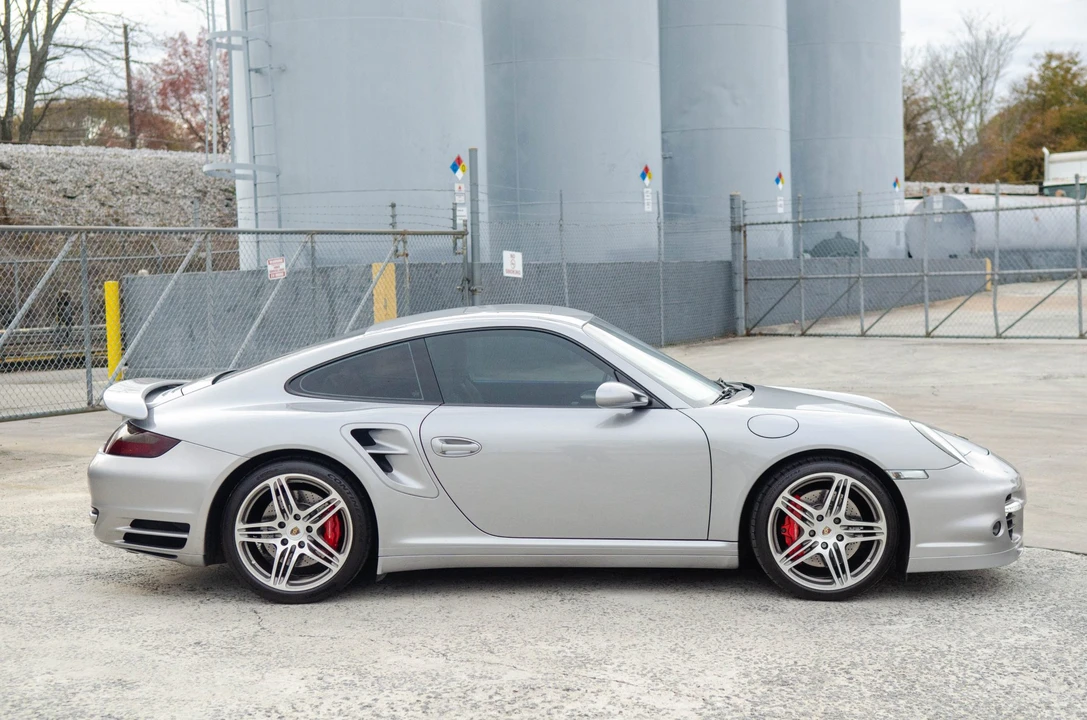 2007 Porsche 997 Turbo - Image 28 of 31