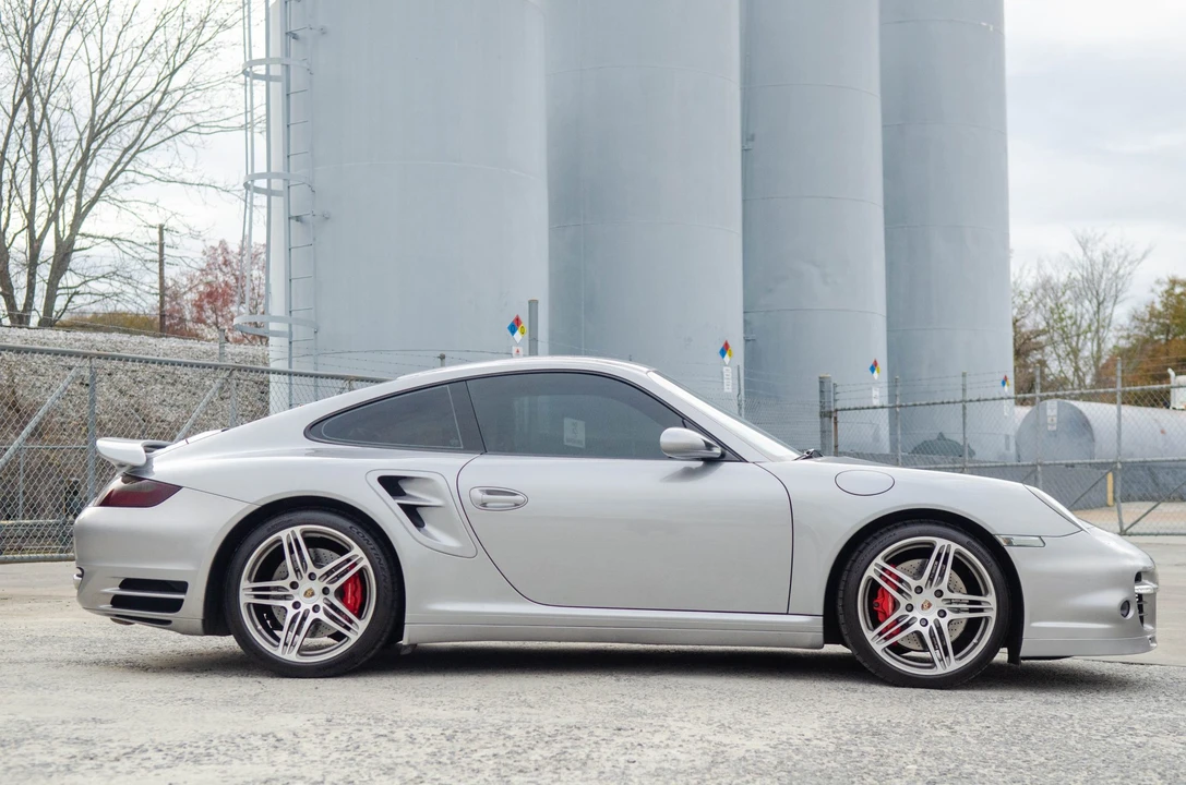 2007 Porsche 997 Turbo - Image 30 of 31
