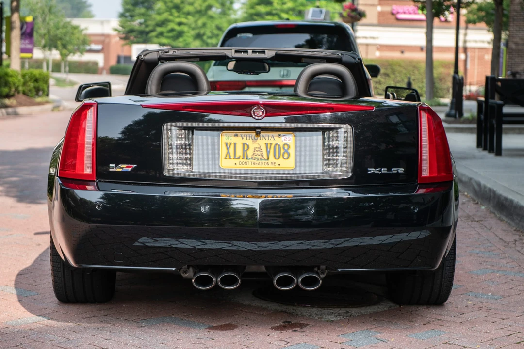 2008 Cadillac XLR-V - Image 15 of 31