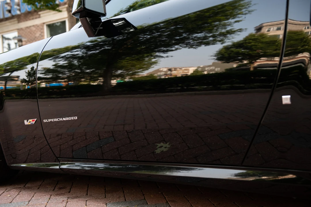 2008 Cadillac XLR-V - Image 23 of 31
