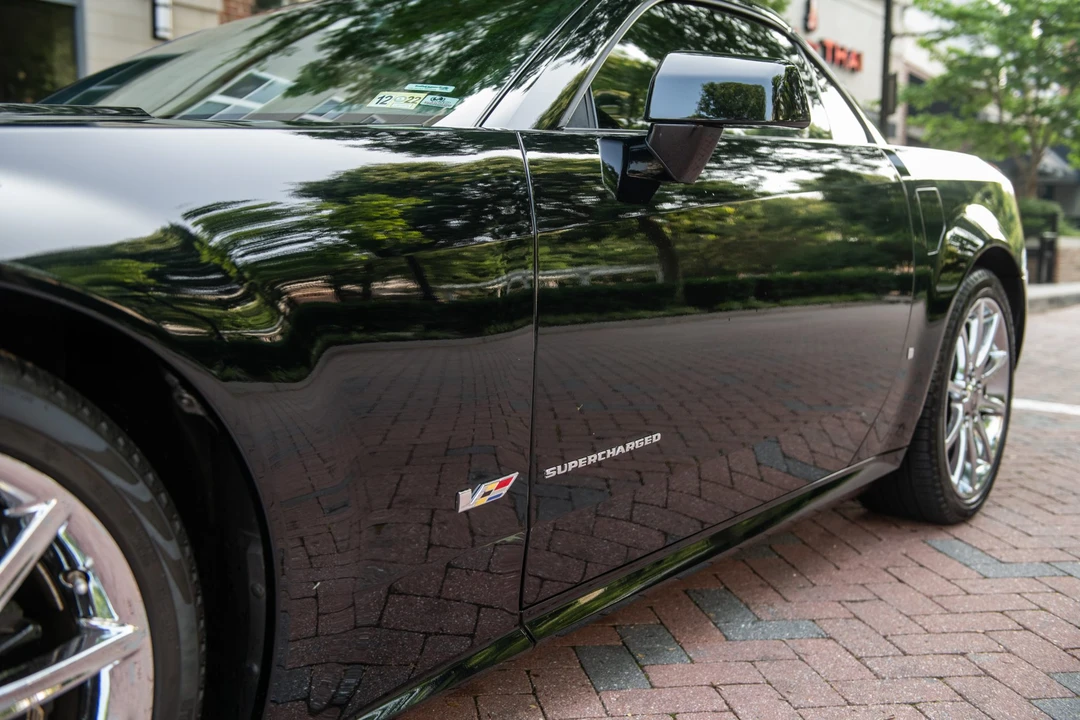 2008 Cadillac XLR-V - Image 22 of 31
