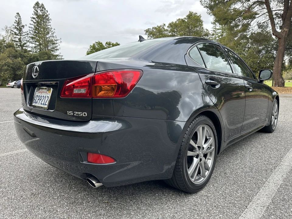 2008 Lexus IS 2nd Gen - Image 14 of 31