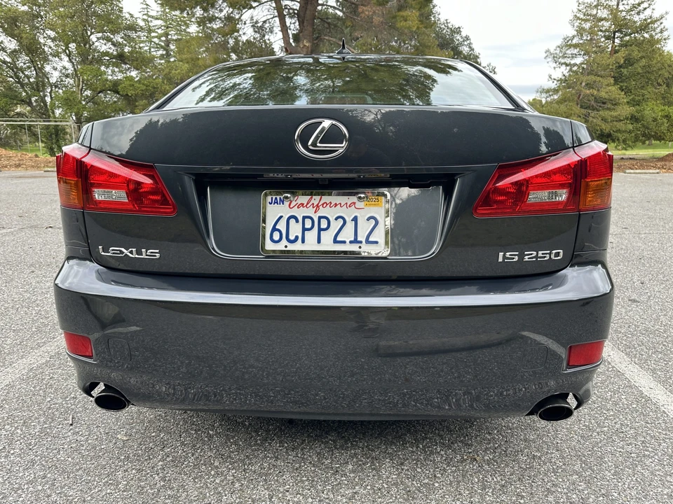 2008 Lexus IS 2nd Gen - Image 11 of 31