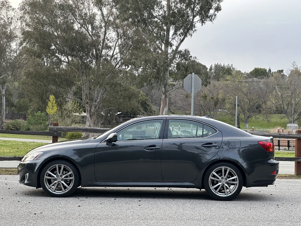 2008 Lexus IS 2nd Gen - Image 8 of 31