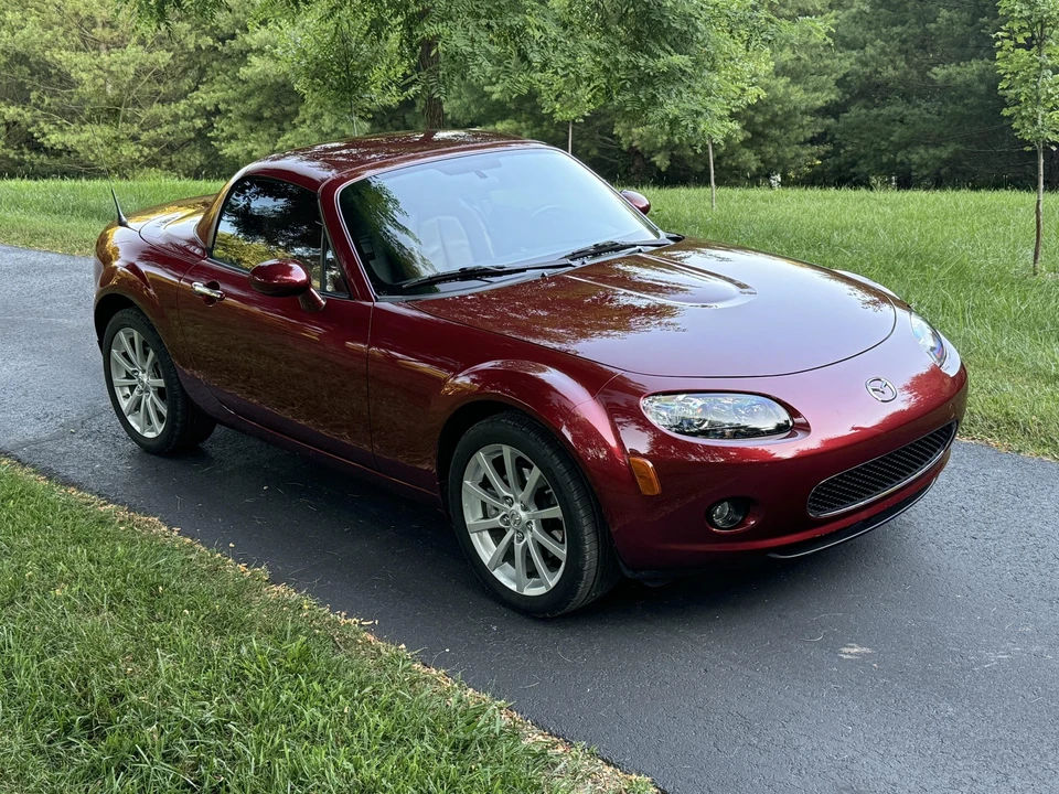 2008 Mazda NC MX-5 Miata - Image 2 of 31