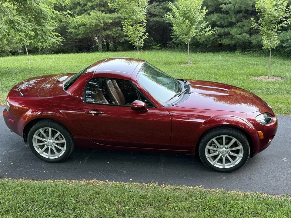 2008 Mazda NC MX-5 Miata - Image 14 of 31