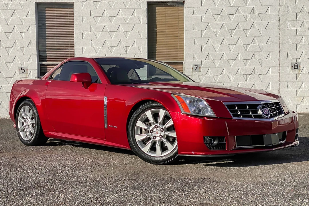 2009 Cadillac XLR - Image 22 of 31