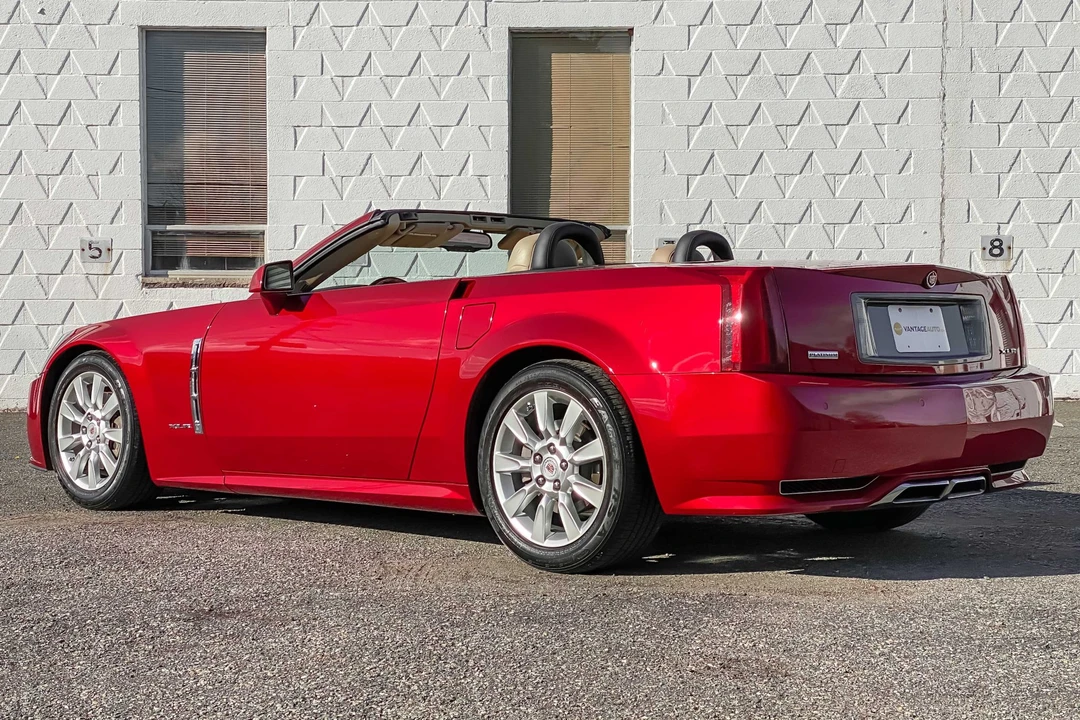 2009 Cadillac XLR - Image 6 of 31