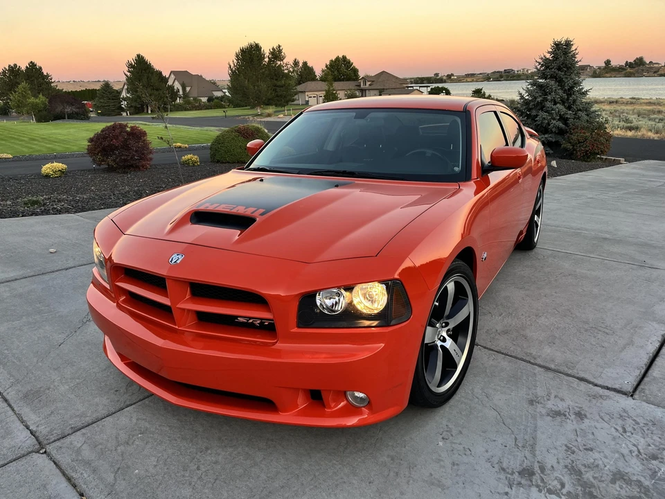 2009 Dodge Charger SRT & 392 6th Gen - Image 4 of 31