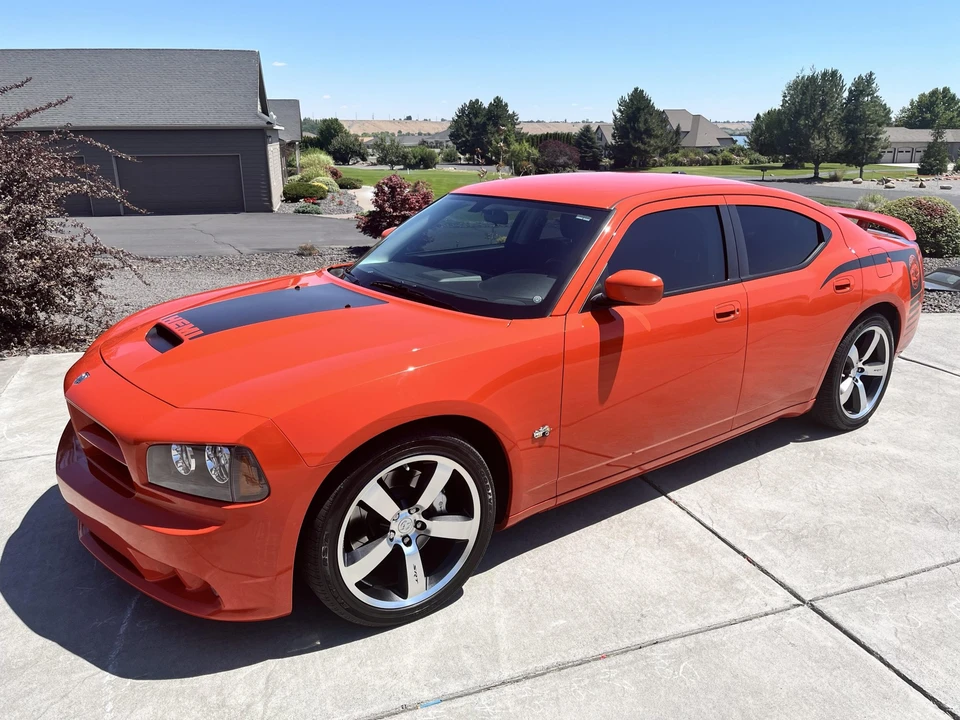 2009 Dodge Charger SRT & 392 6th Gen - Image 16 of 31