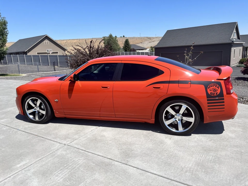 2009 Dodge Charger SRT & 392 6th Gen - Image 27 of 31