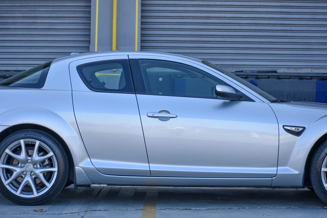 2009 Mazda RX-8 2nd Gen - Image 16 of 31