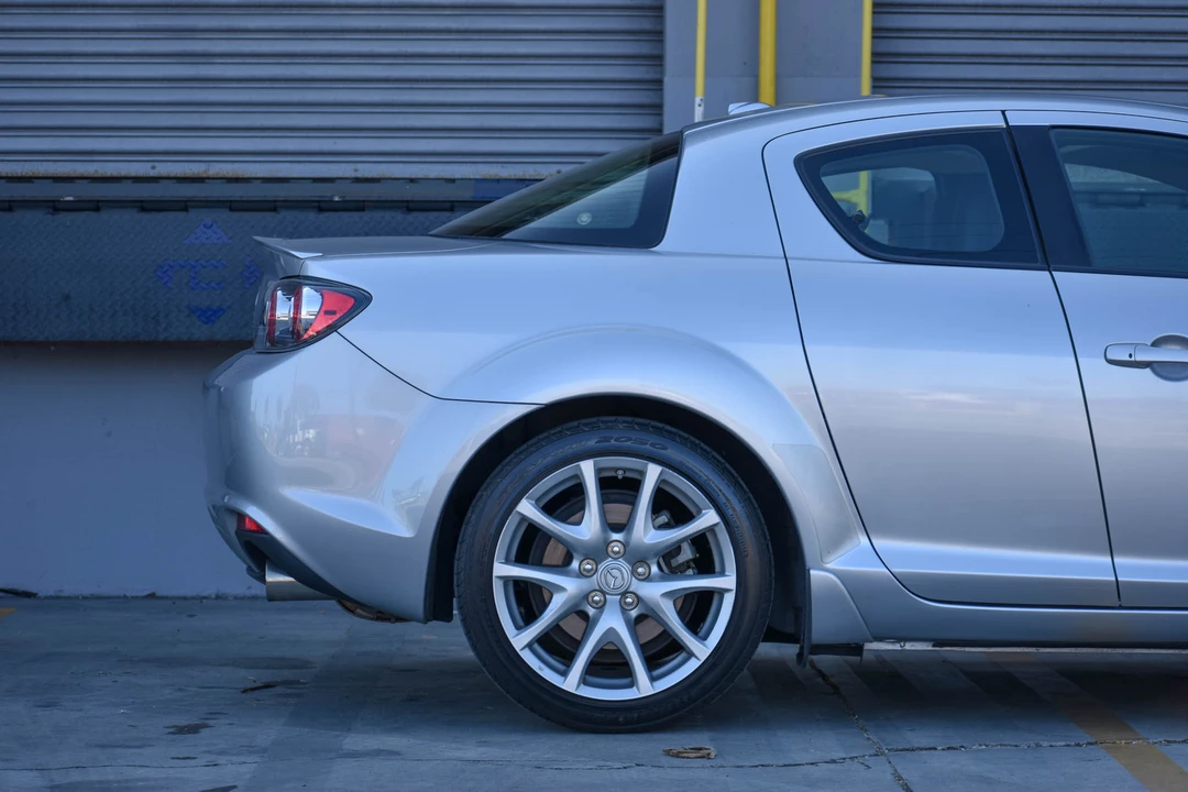 2009 Mazda RX-8 2nd Gen - Image 15 of 31