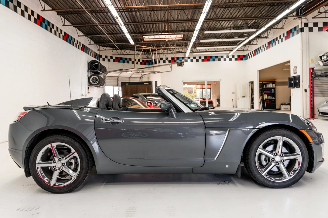 2009 Saturn Sky Red Line - Image 5 of 31