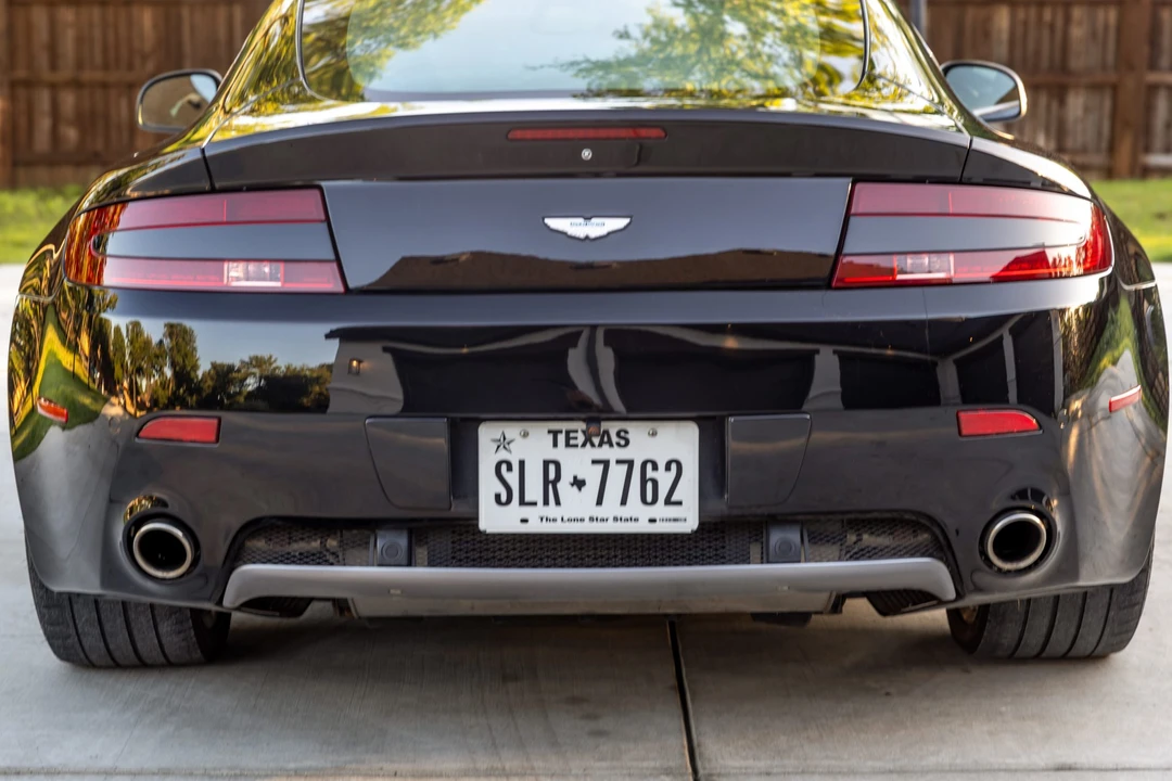 2010 Aston Martin V8 Vantage (2006-2017) - Image 23 of 31