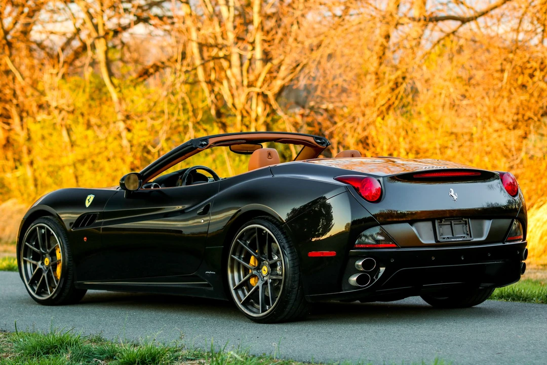 2010 Ferrari California - Image 25 of 31