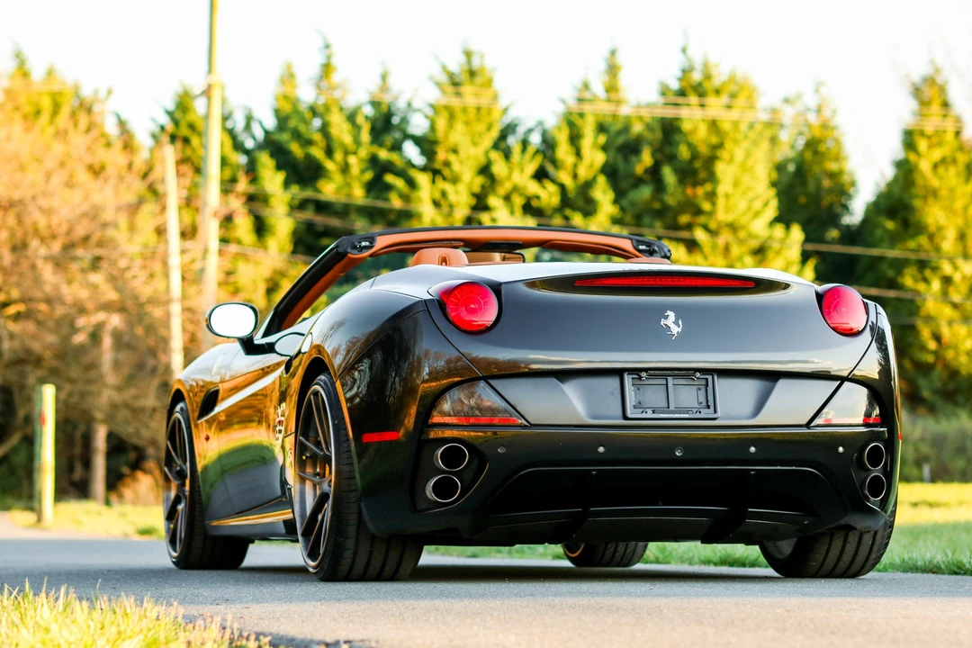 2010 Ferrari California - Image 21 of 31