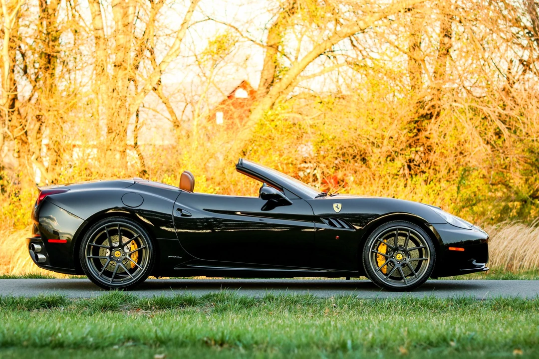 2010 Ferrari California - Image 14 of 31