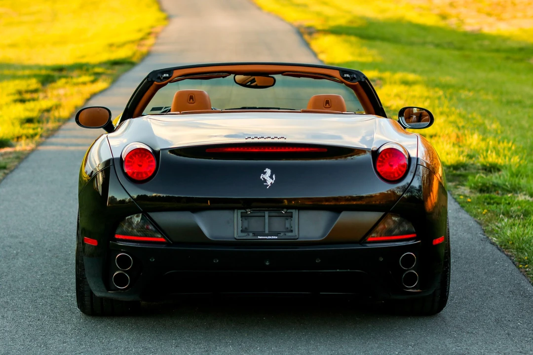2010 Ferrari California - Image 20 of 31