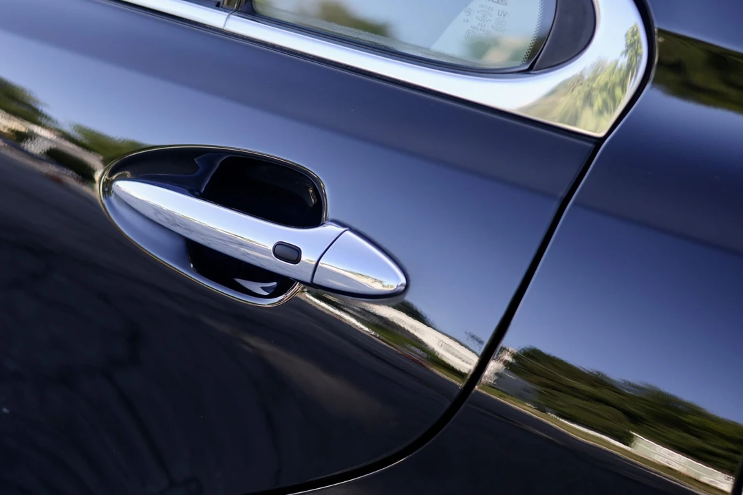 2010 Lexus ES 5th Gen - Image 29 of 31