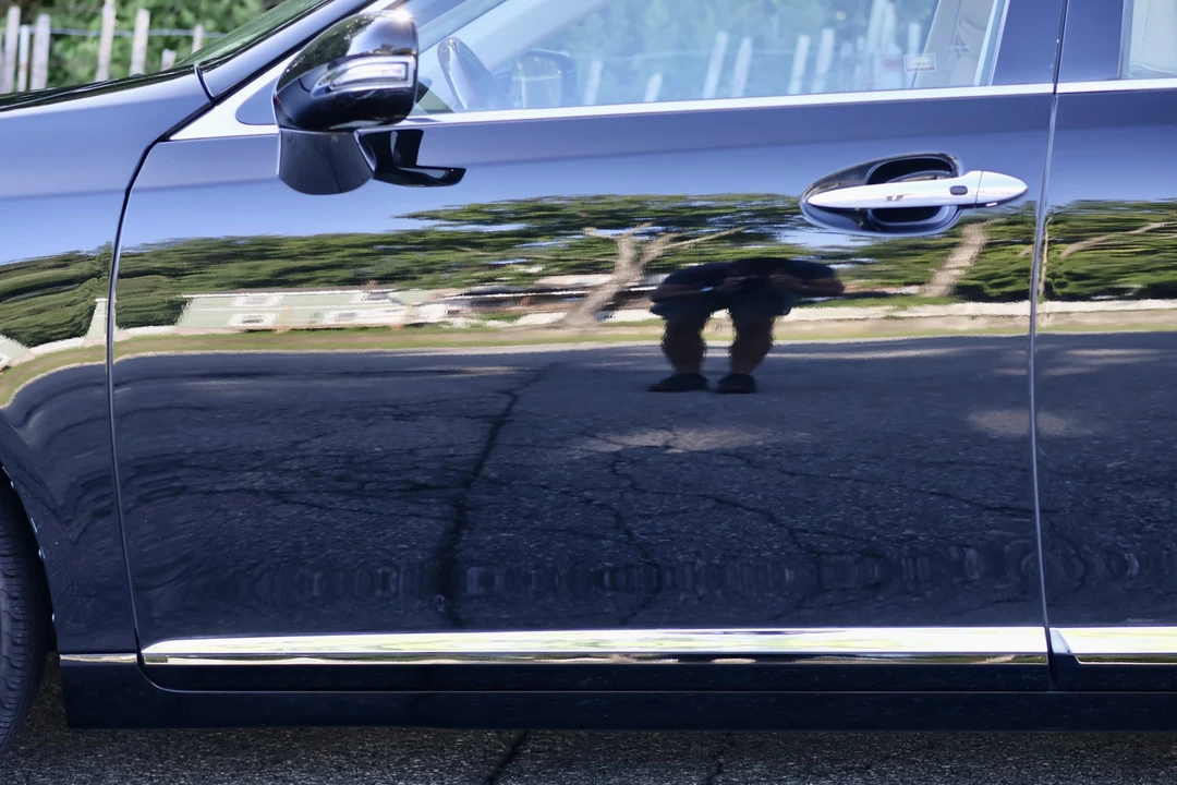 2010 Lexus ES 5th Gen - Image 26 of 31