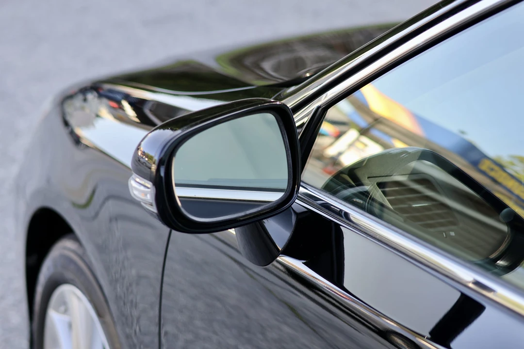 2010 Lexus ES 5th Gen - Image 25 of 31