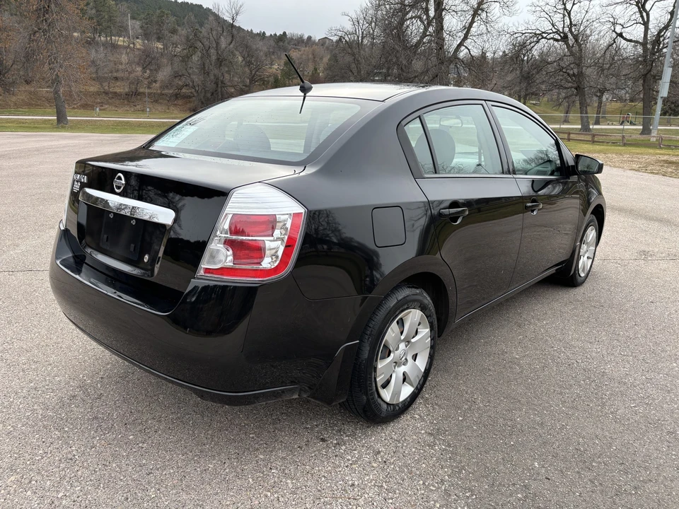2010 Nissan Sentra 6th Gen - Image 6 of 31