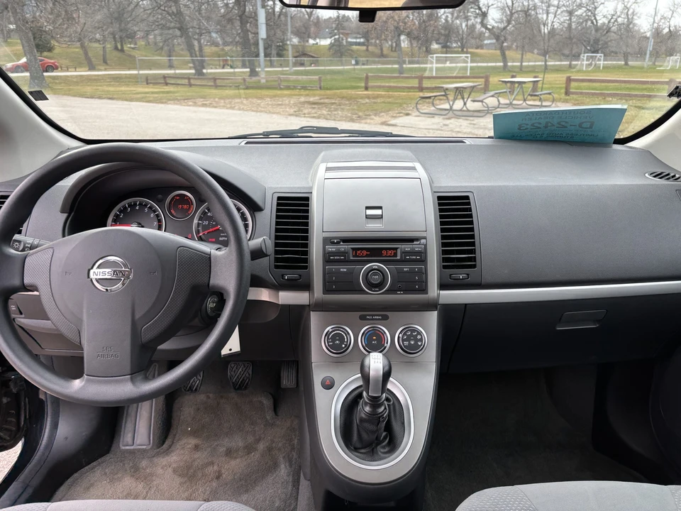 2010 Nissan Sentra 6th Gen - Image 31 of 31