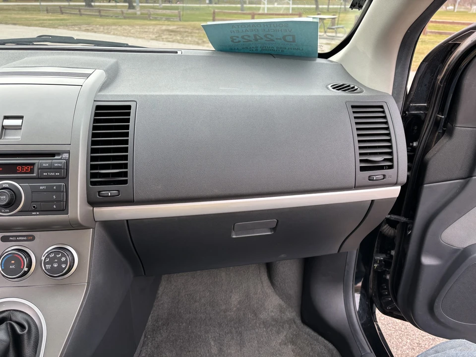 2010 Nissan Sentra 6th Gen - Image 26 of 31