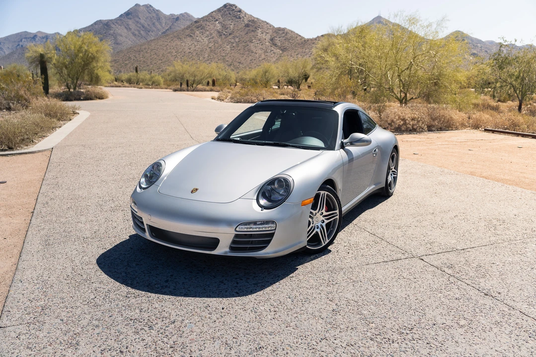 2010 Porsche 997 Targa - Image 2 of 31